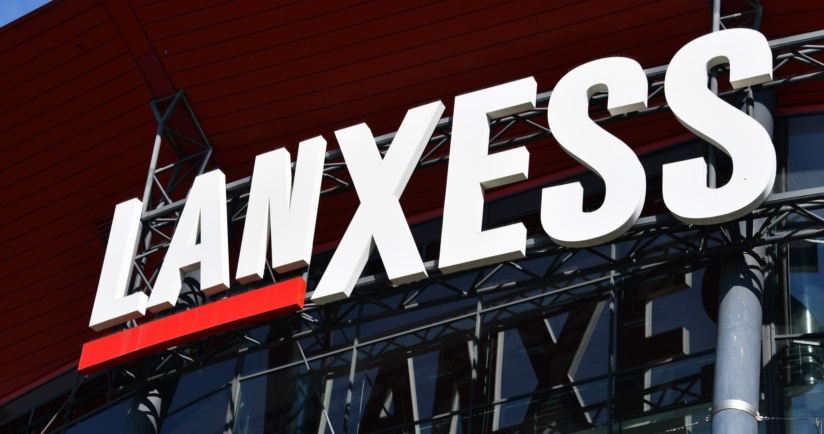 Lanxess: Q2-Verlust steigt, Jahresziele im Blick