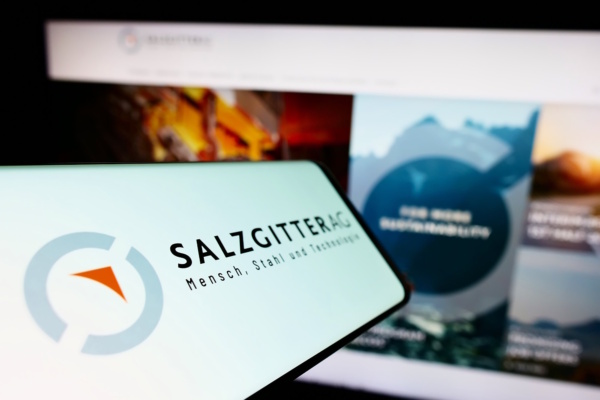 UBS-Hammer: Salzgitter-Aktie erobert die MDAX-Spitze
