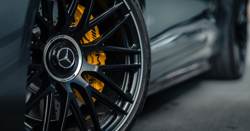 Mercedes-Benz: Teilemangel in Sindelfingen, Aktie stabil