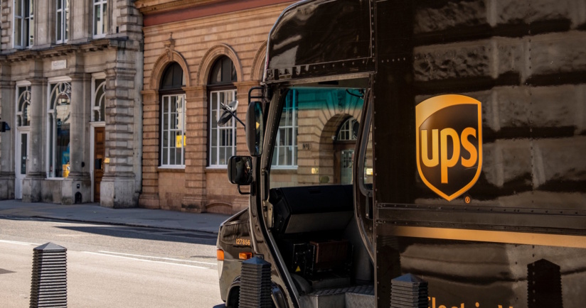 UPS-Aktie im Fokus: Starke Zahlen und höhere Prognose